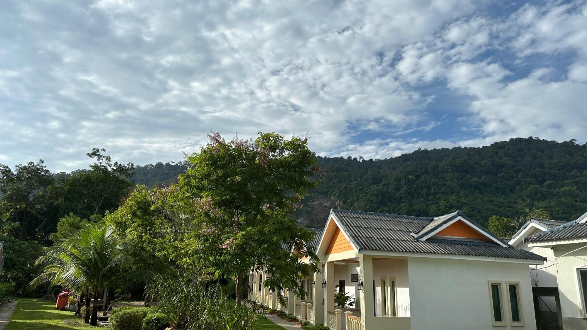 Tc Garden Resort Kuah Exterior foto